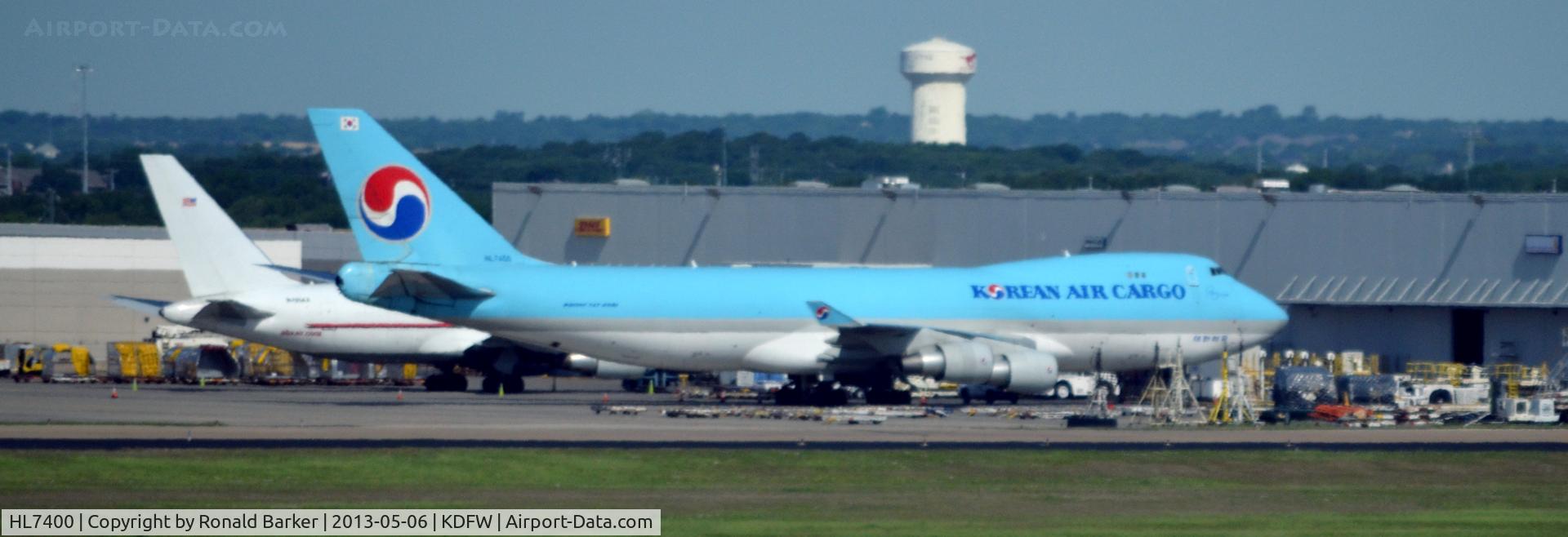HL7400, 2001 Boeing 747-4B5F/SCD C/N 26414, DFW, TX