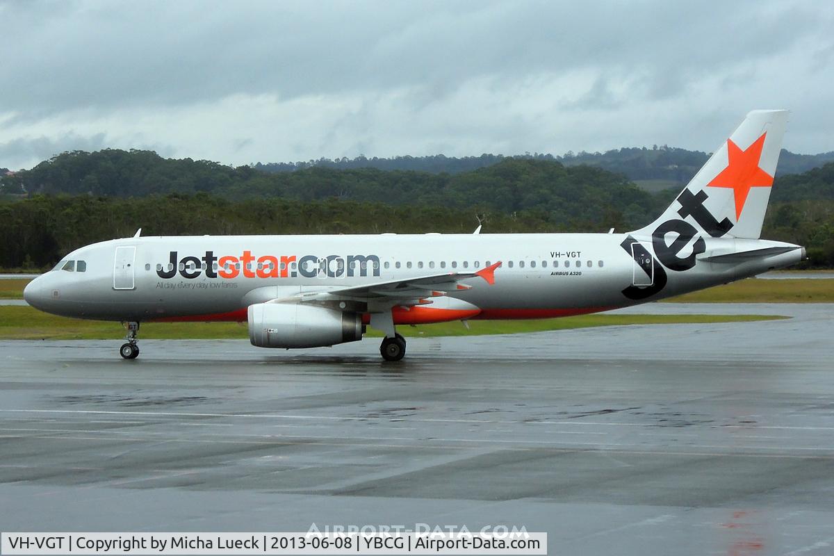 VH-VGT, 2009 Airbus A320-232 C/N 4178, At Coolangatta