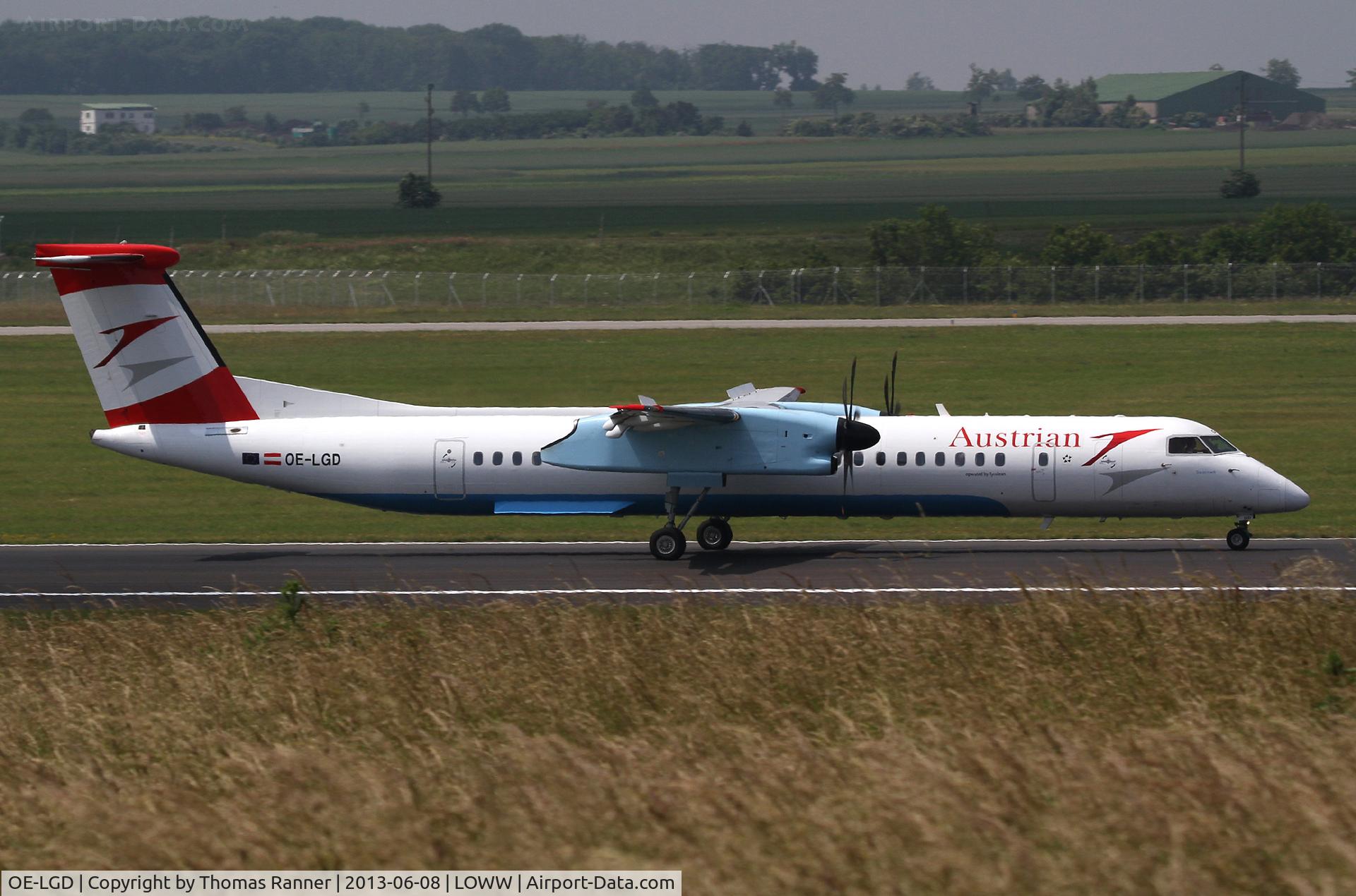 OE-LGD, 2000 De Havilland Canada DHC-8-402Q Dash 8 C/N 4027, Austrian DHC-8