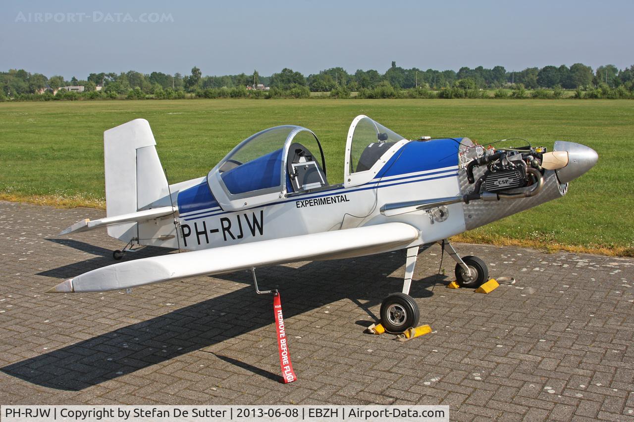 PH-RJW, Corby CJ-1 Starlet C/N 0851, @ EBZH.