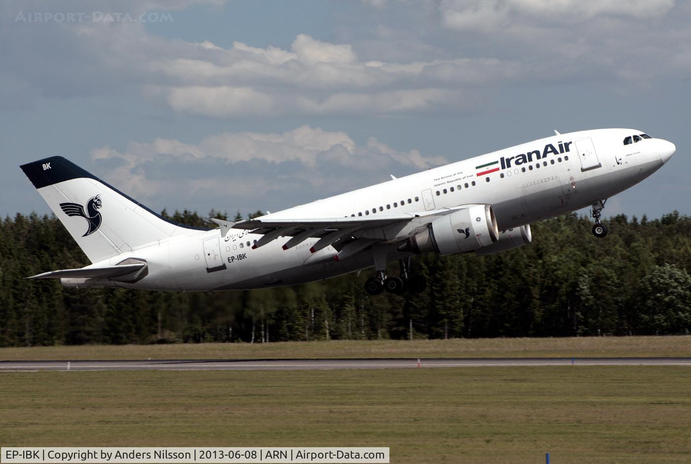EP-IBK, 1993 Airbus A310-304 C/N 671, Departing runway 19L.