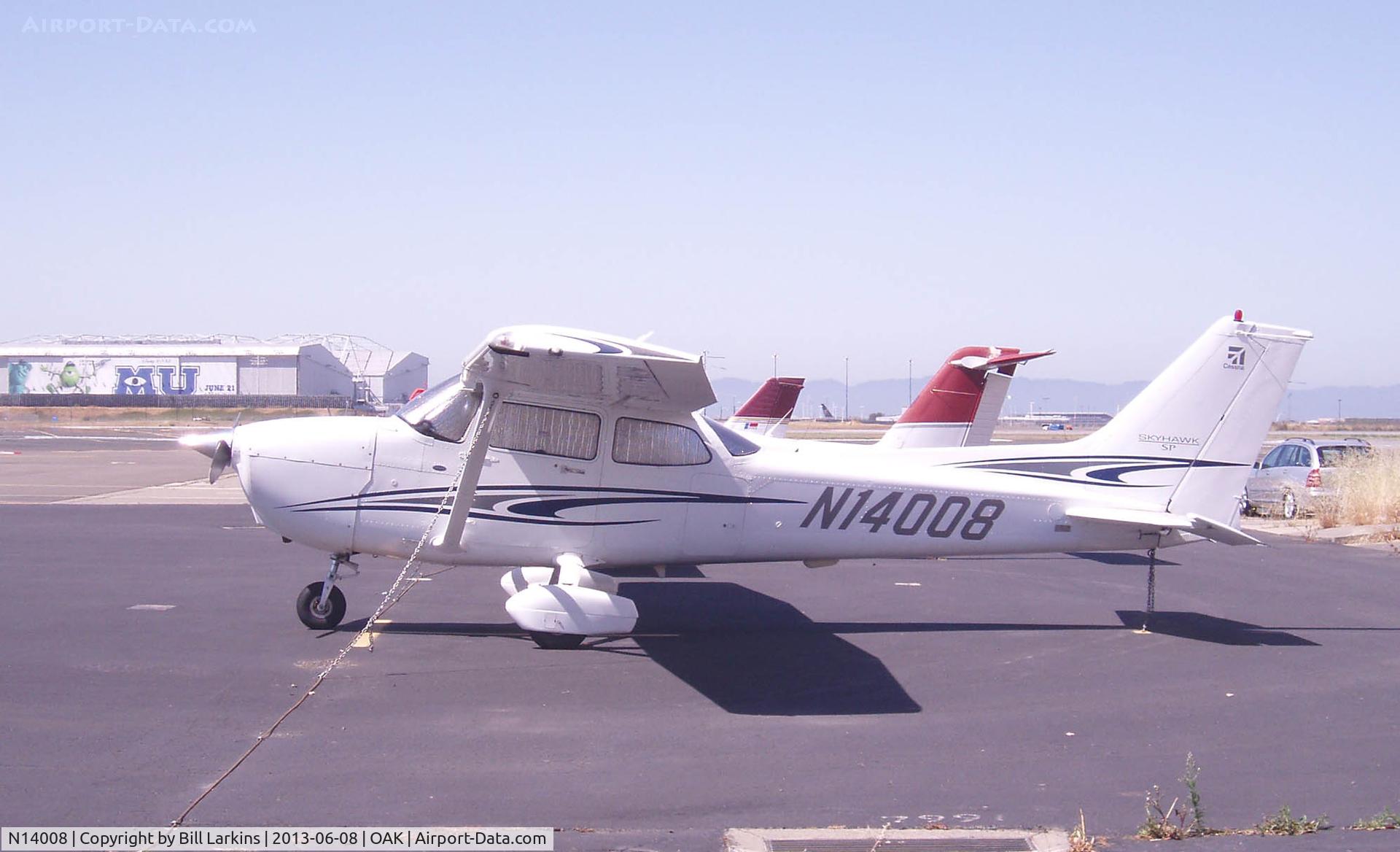 N14008, 2005 Cessna 172S C/N 172S9886, Resident
