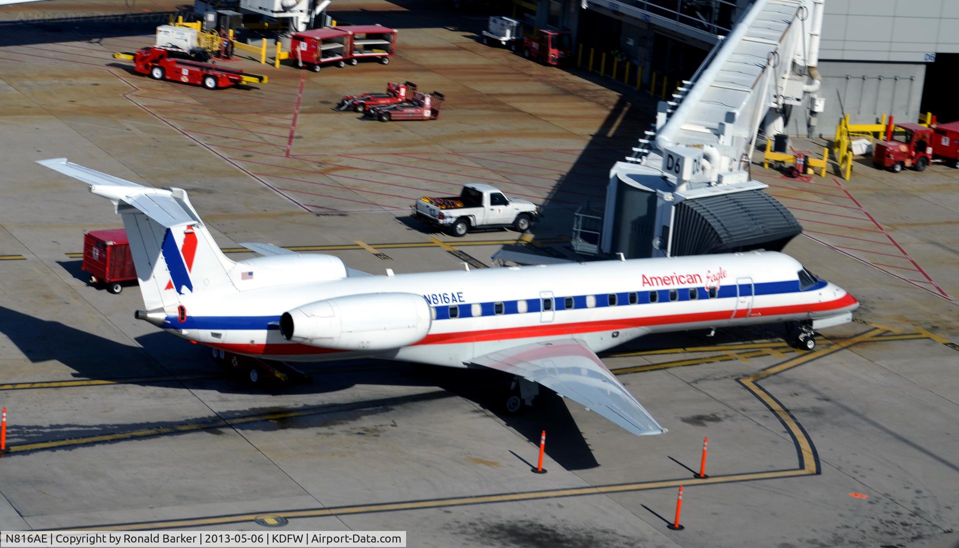 N816AE, 2002 Embraer ERJ-140LR (EMB-135KL) C/N 145552, Gate D6 DFW