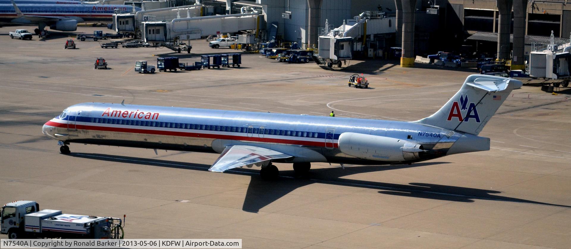 N7540A, 1990 McDonnell Douglas MD-82 (DC-9-82) C/N 49994, Taxi DFW