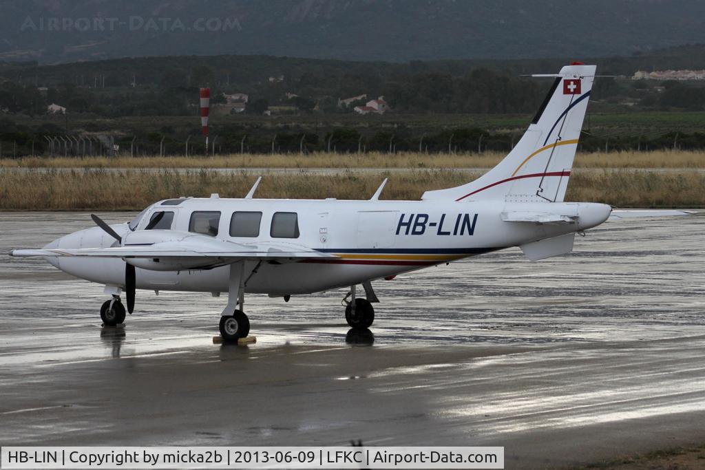 HB-LIN, 1978 Piper PA-60-601P Aerostar C/N 61P05717963248, Parked