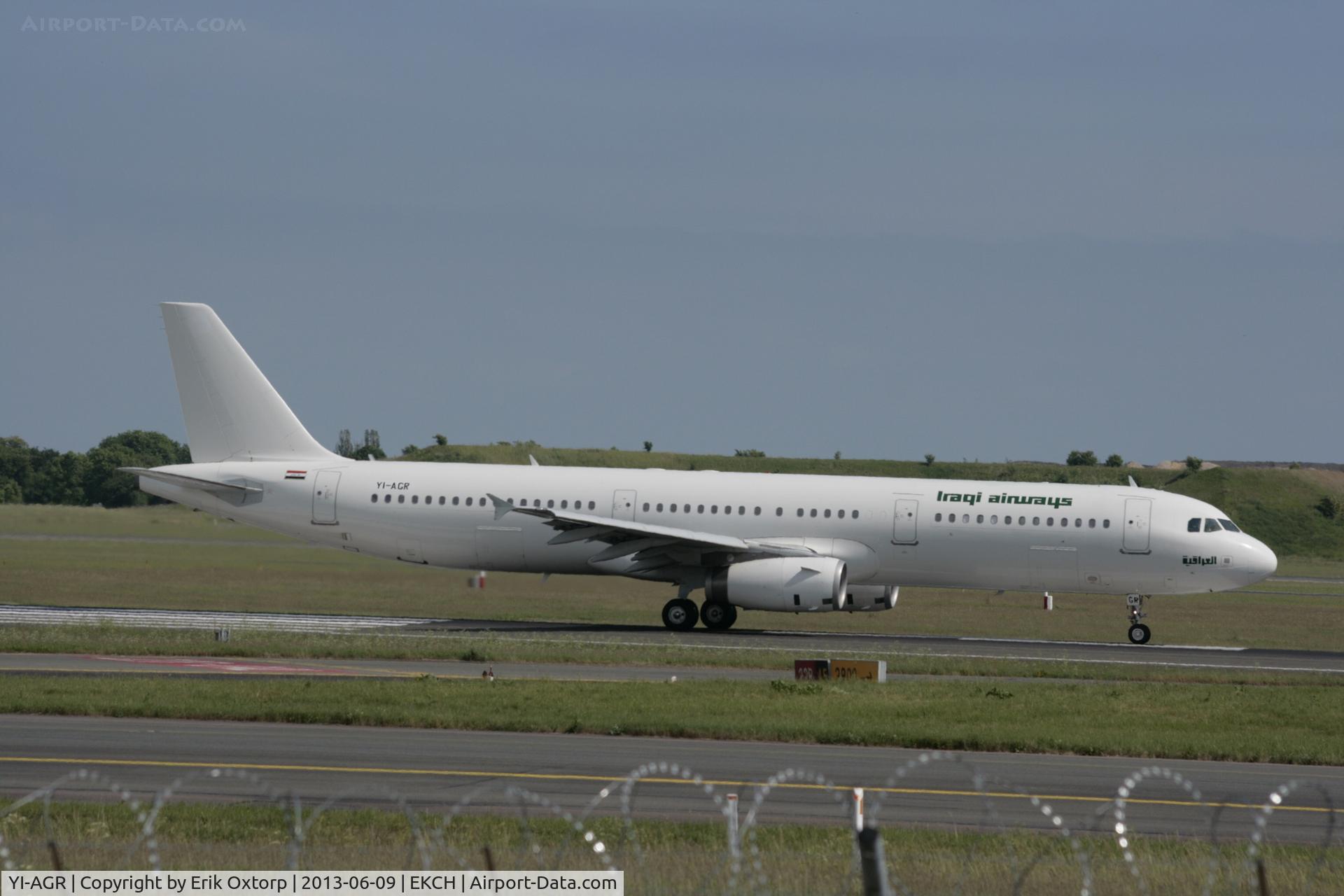YI-AGR, 2010 Airbus A321-231 C/N 4067, Take off on rw 22R