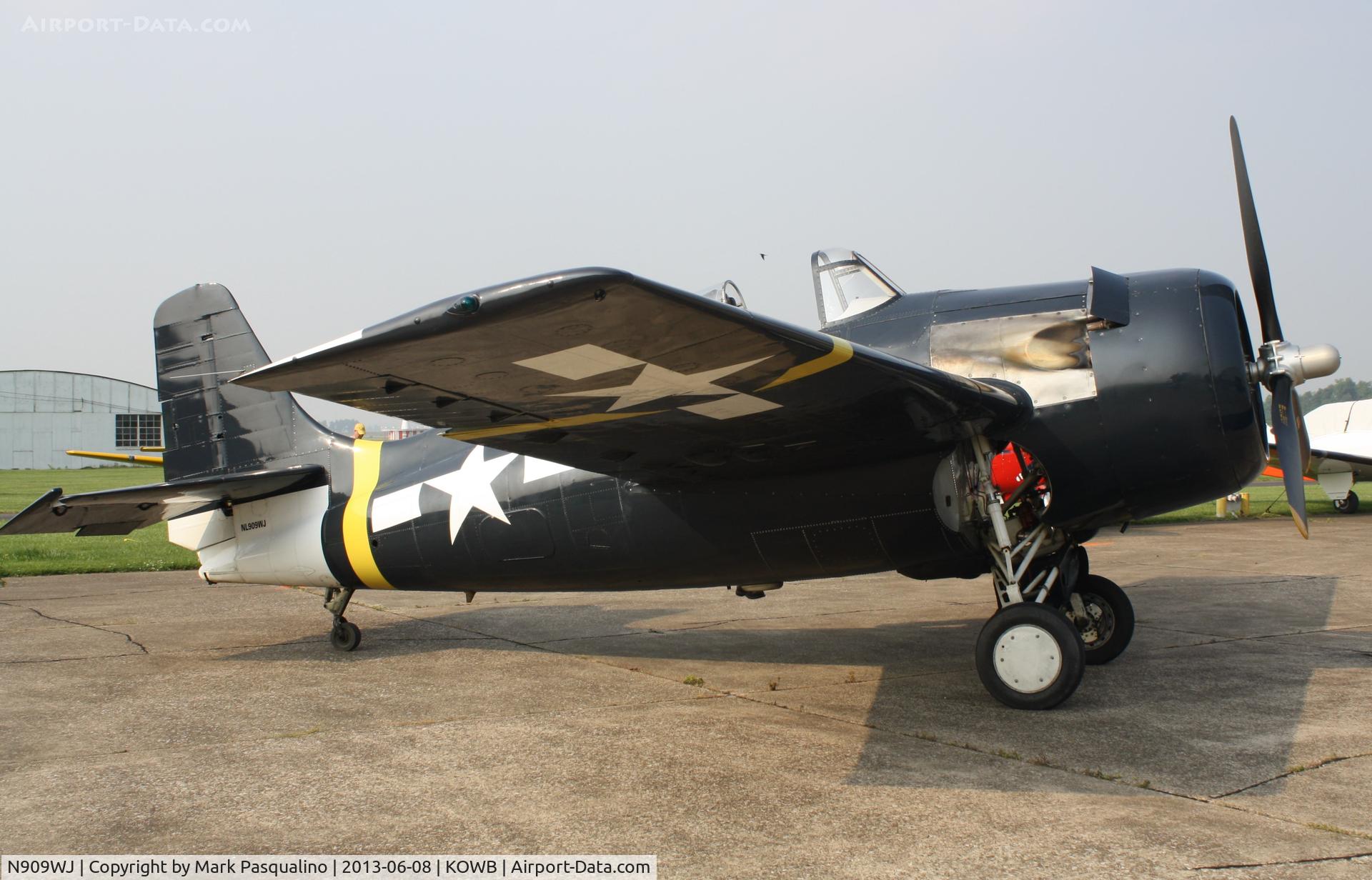 N909WJ, 1944 General Motors (Grumman) FM-2 Wildcat C/N 16203, Grumman FM-2