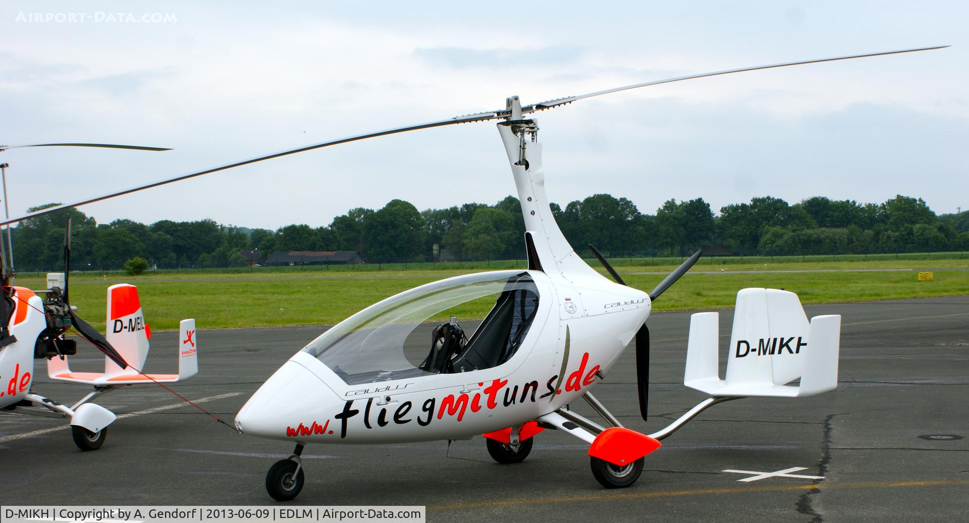 D-MIKH, AutoGyro Calidus 09 C/N Not found D-MIKH, Seen here parked on the apron at Marl-Loemühle (EDLM)