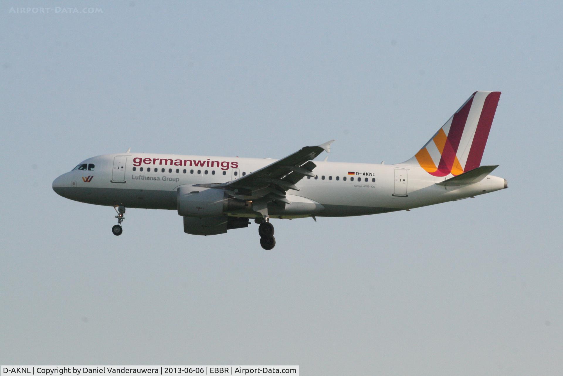 D-AKNL, 1999 Airbus A319-112 C/N 1084, Arrival of flight 4U2160 to RWY 25L