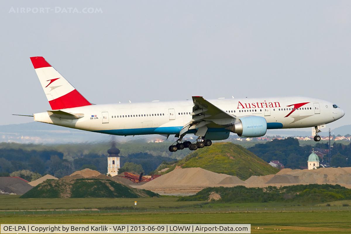 OE-LPA, 1997 Boeing 777-2Z9/ER C/N 28698, LOWW/VIE