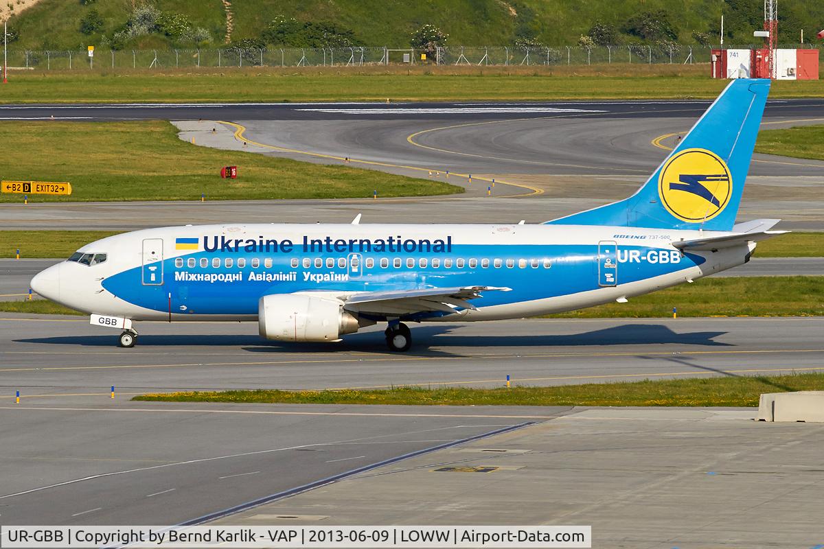 UR-GBB, 1997 Boeing 737-5L9 C/N 28995, LOWW/VIE