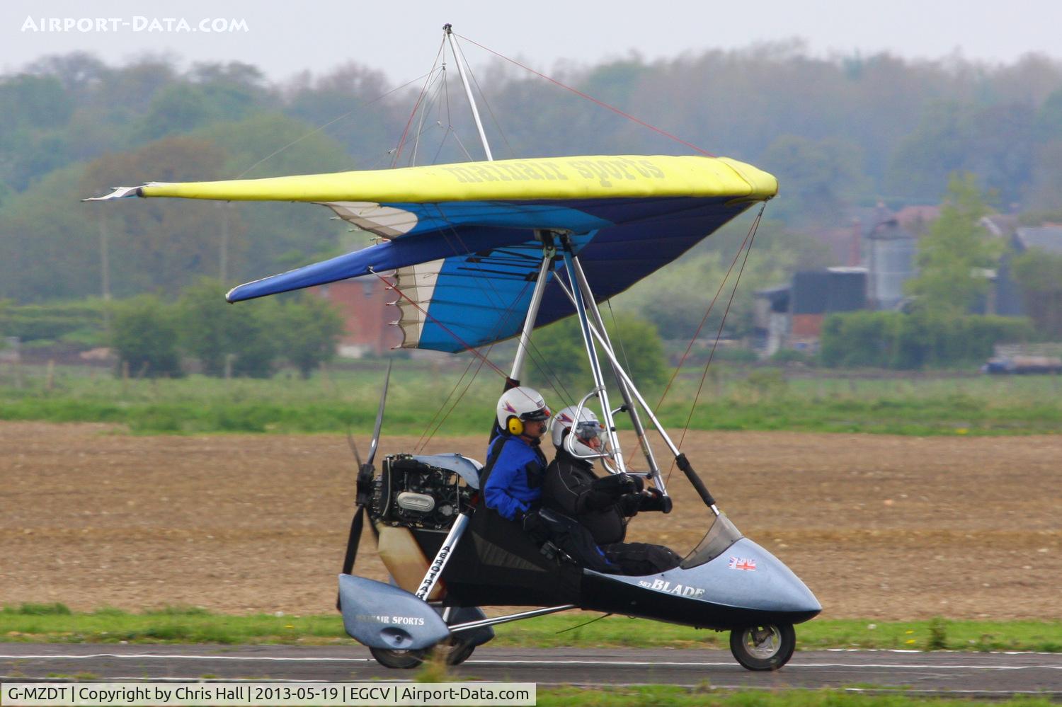 G-MZDT, 1996 Mainair Blade C/N 1096-0996-7-W899, at the Vintage Aircraft flyin