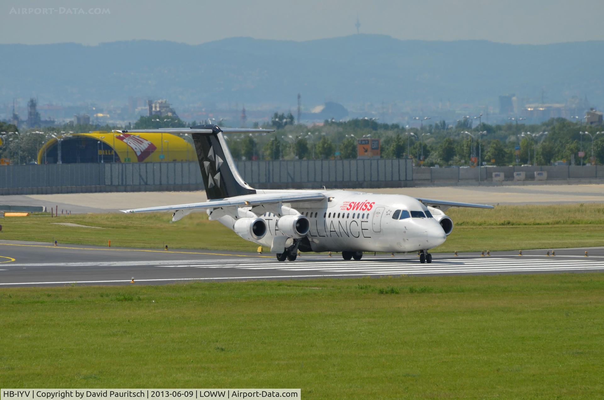 HB-IYV, 2000 British Aerospace Avro 146-RJ100 C/N E3377, *Alliance!