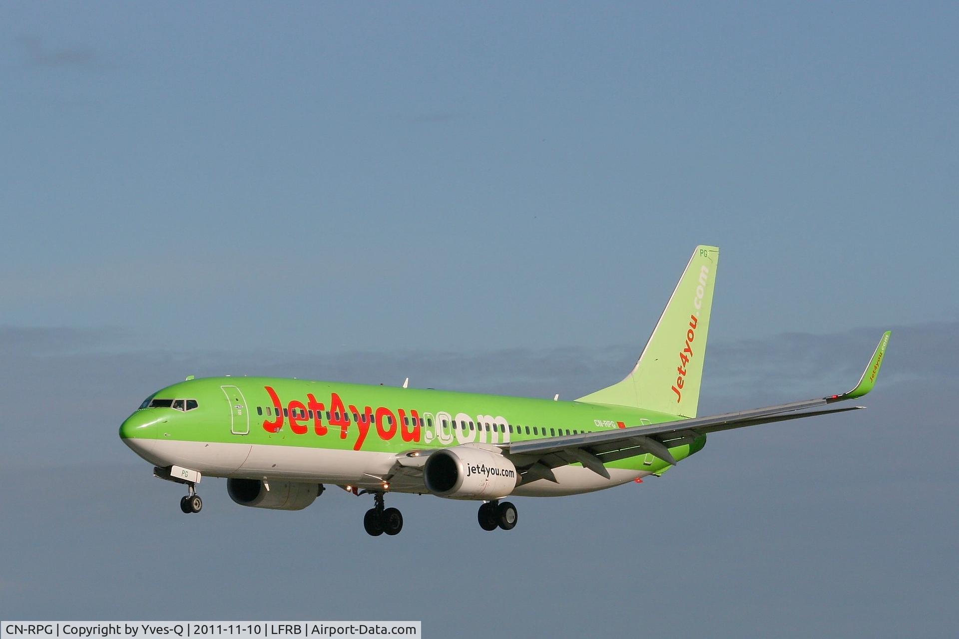 CN-RPG, 2007 Boeing 737-8K5 C/N 34692, Boing 737-8K5, Short approach rwy 25L, Brest-Bretagne Airport (LFRB-BES)