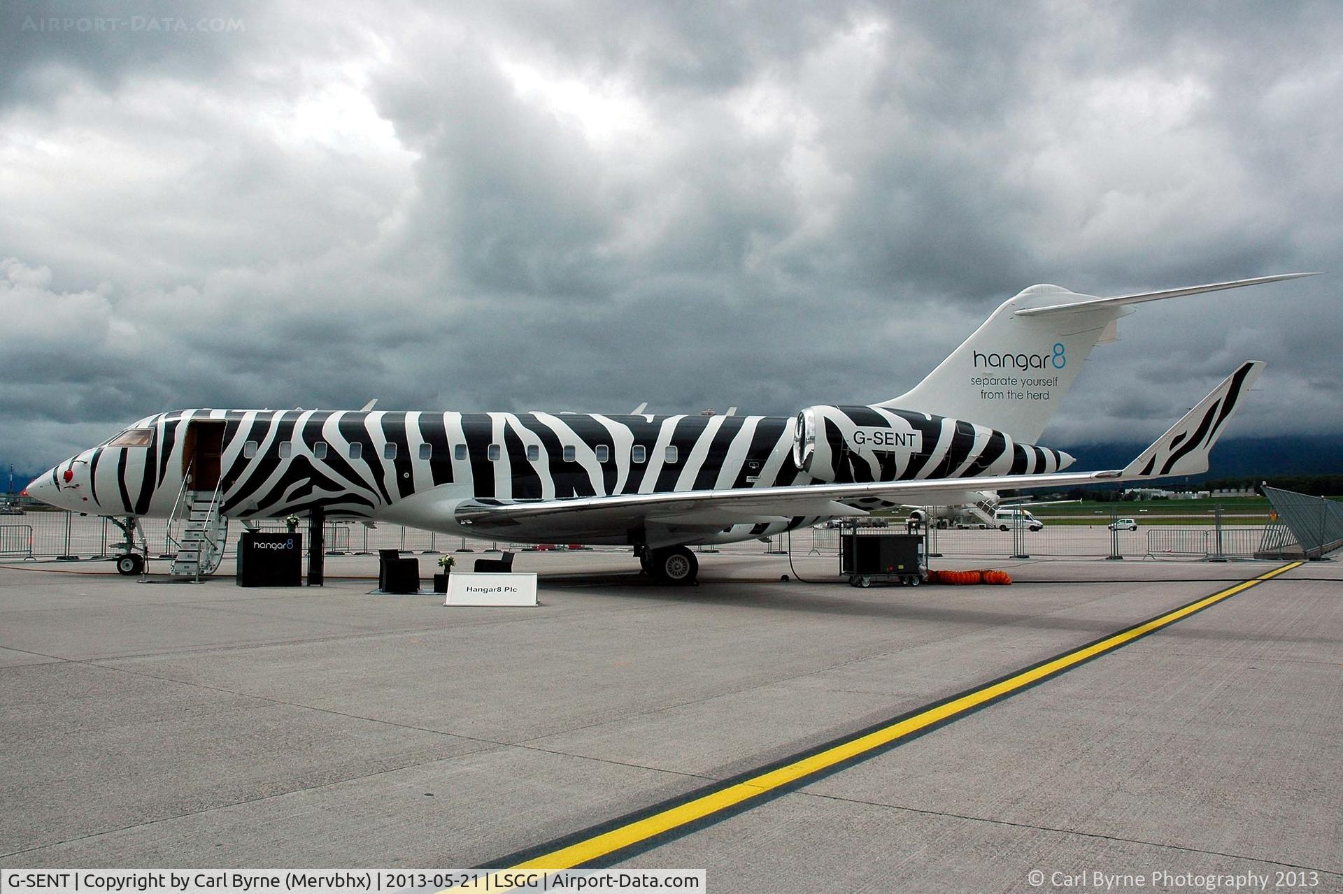 G-SENT, 2001 Bombardier BD-700-1A10 Global Express C/N 9094, Part of the EBACE 2013 Static Display