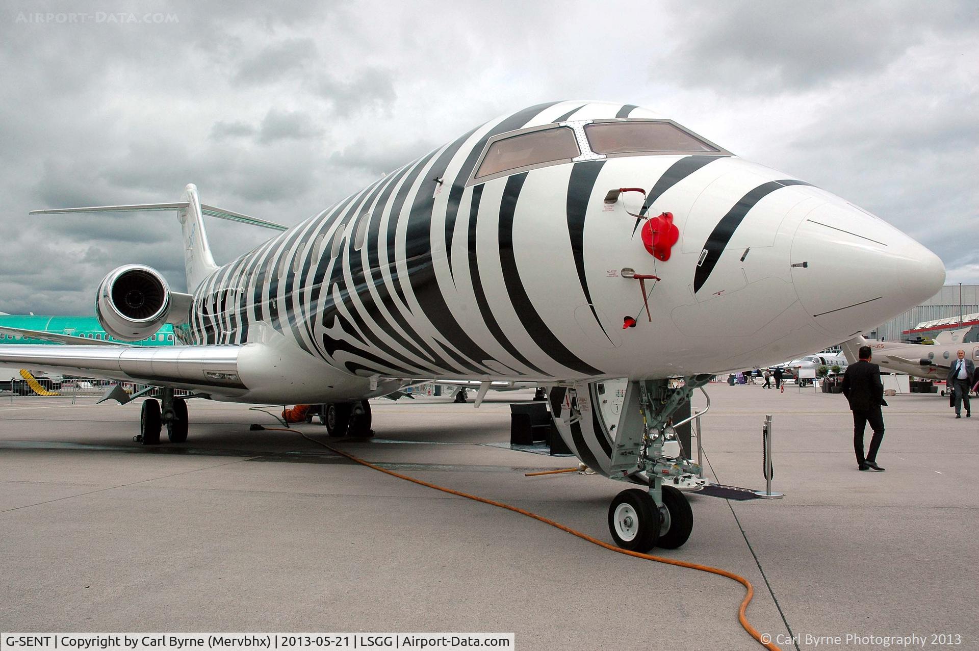 G-SENT, 2001 Bombardier BD-700-1A10 Global Express C/N 9094, Part of the EBACE 2013 Static Display
