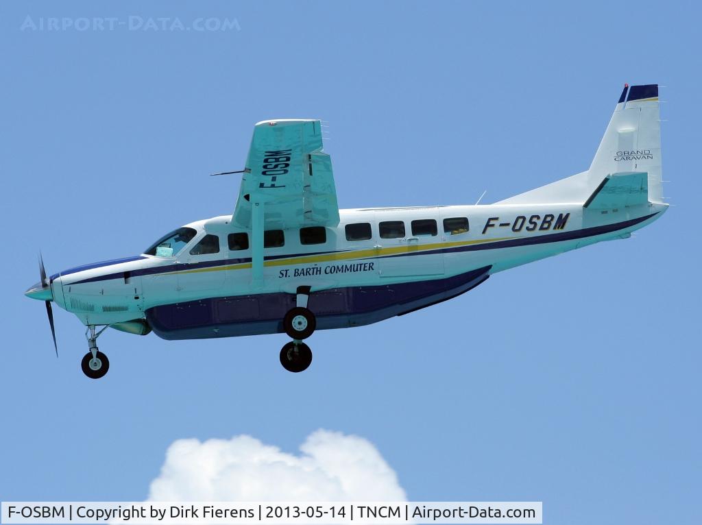 F-OSBM, 2012 Cessna 208B Grand Caravan C/N 208B-2391, On finals.