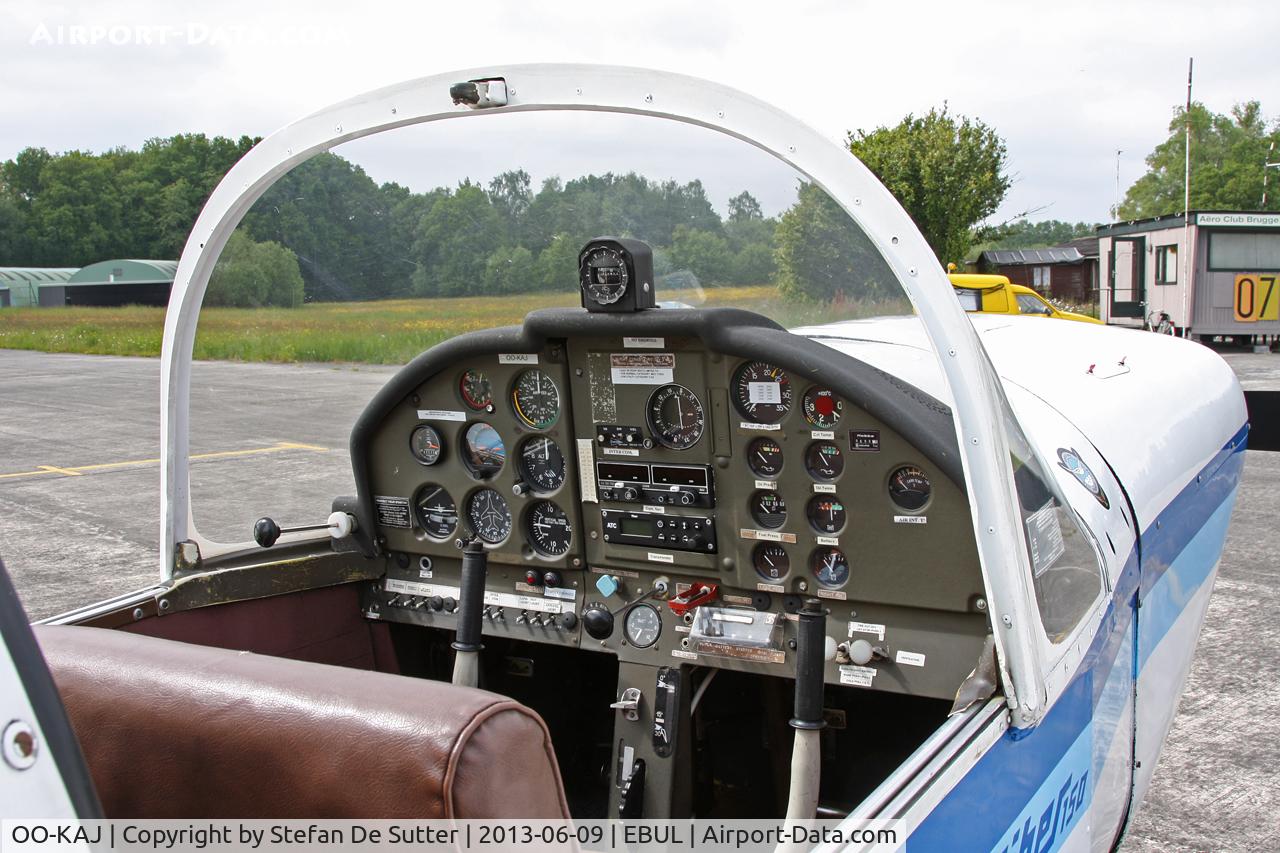 OO-KAJ, 1991 PZL-Okecie PZL-110 Koliber 150 C/N 03900039, Cockpit view.