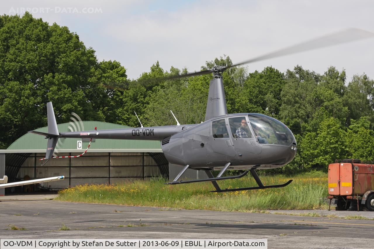OO-VDM, 2007 Robinson R44 Raven II C/N 12063, Lifting off after refueling.