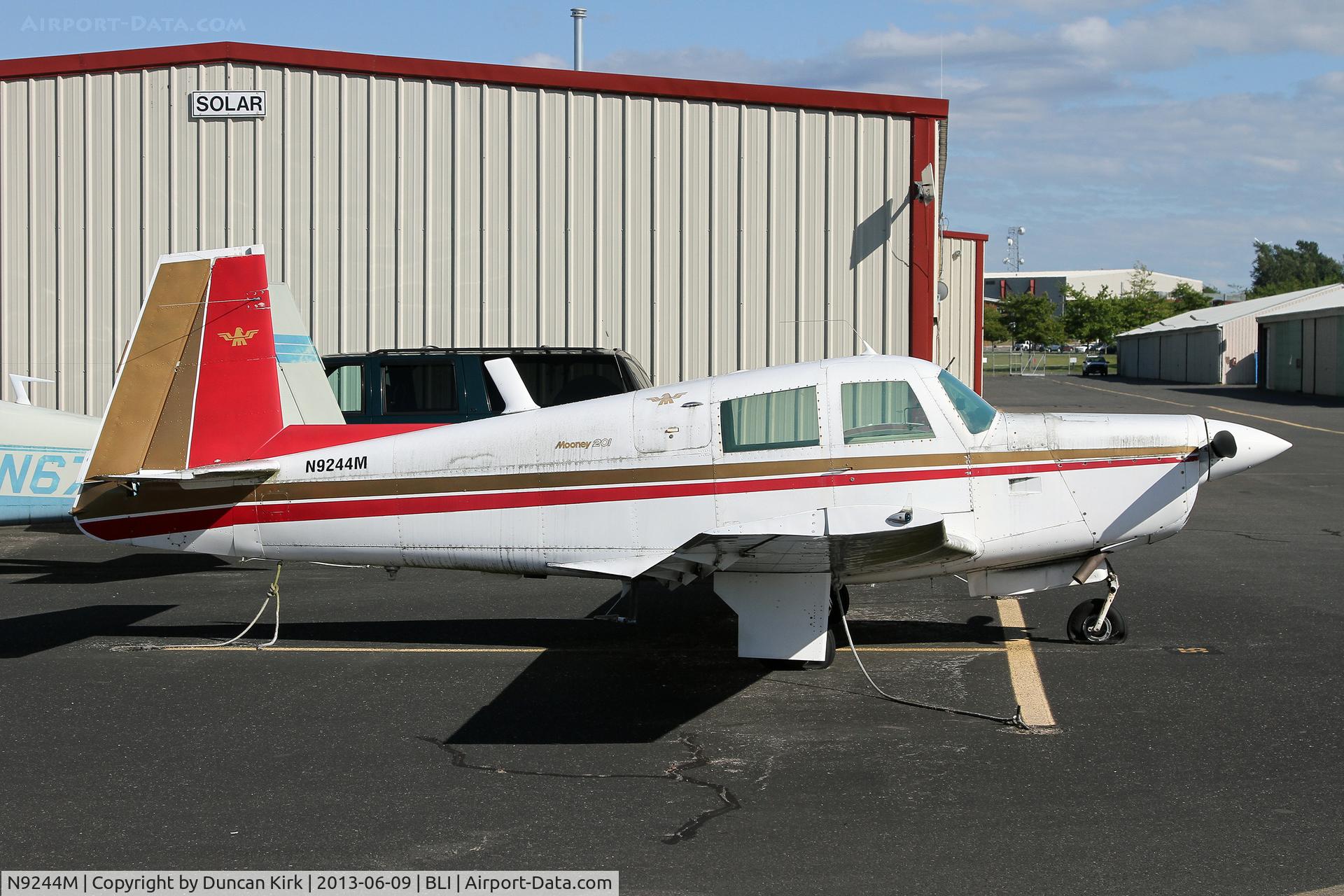 N9244M, 1966 Mooney M20E C/N 1195, Looking in rather a sad state at Bellingham