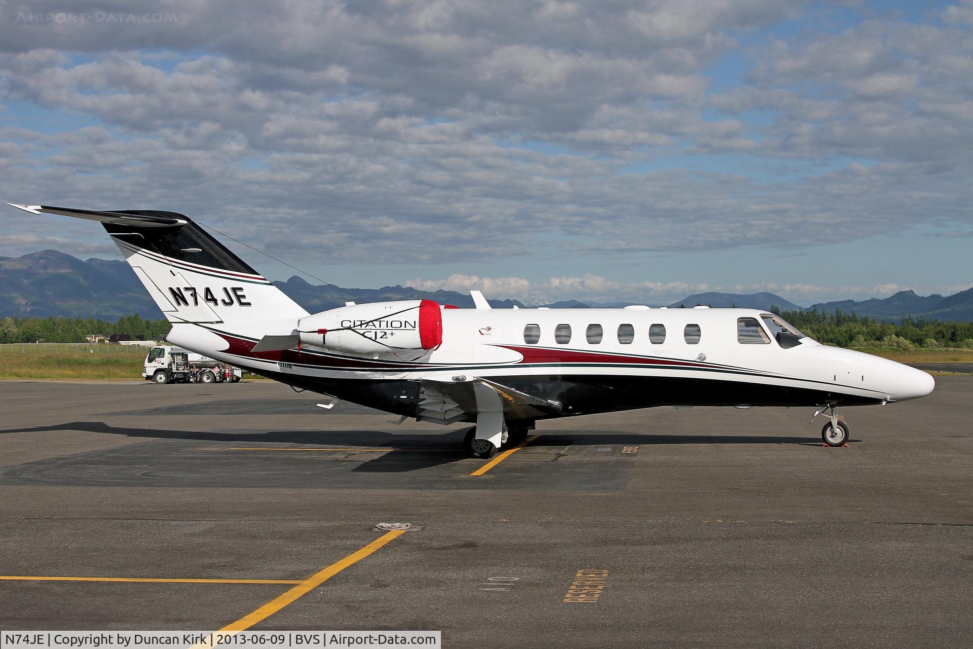 N74JE, Cessna 525A CitationJet CJ2+ C/N 525A0474, Nice late afternoon shot