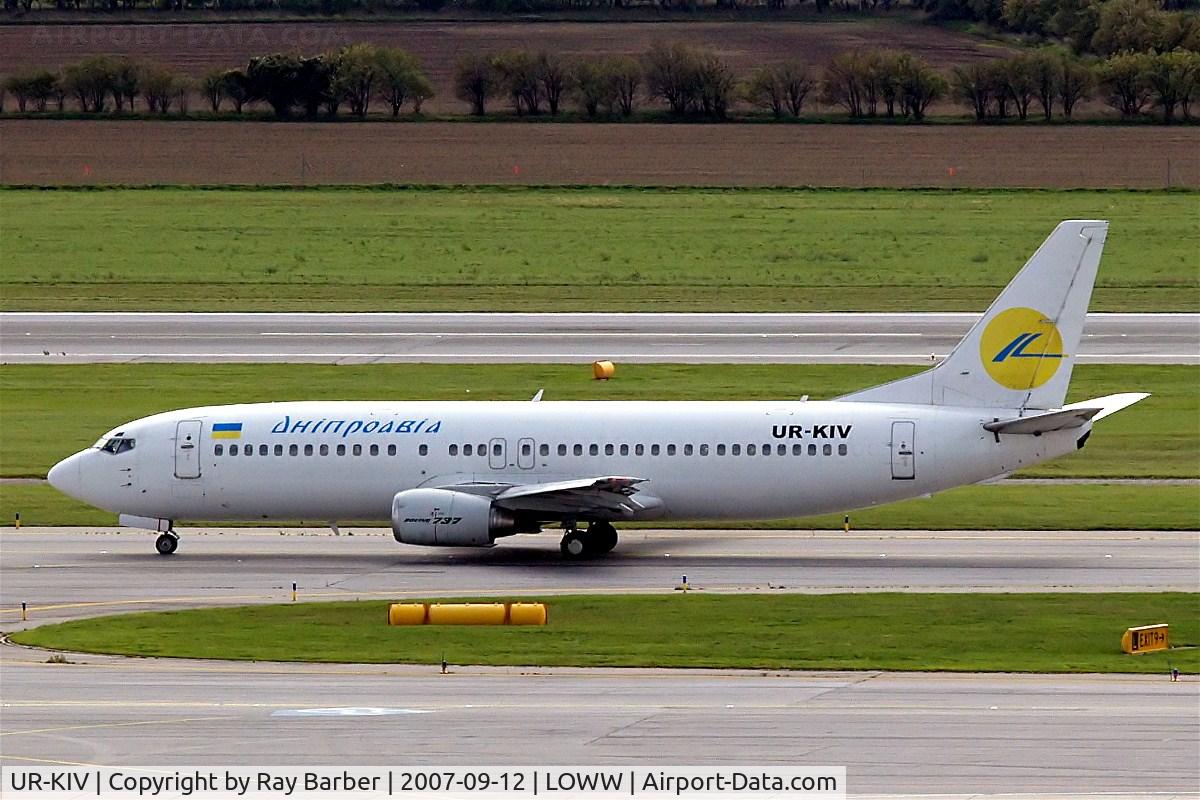 UR-KIV, 1990 Boeing 737-4YO C/N 24686, Boeing 737-4Y0 [24686] (Dniproavia) Vienna-Schwechat~OE 12/09/2007