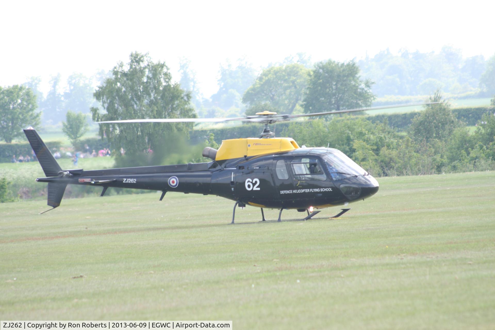 ZJ262, 1997 Eurocopter AS-350BB Squirrel HT1 Ecureuil C/N 2993, RAF Cosford Airshow