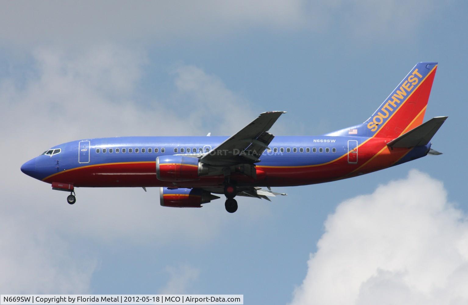 N669SW, 1987 Boeing 737-3A4 C/N 23752, Southwest 737