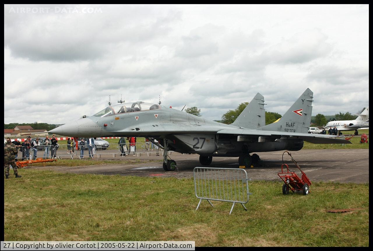 27, Mikoyan-Gurevich MiG-29UB C/N 50903027268, Luxeuil AB airshow 2005