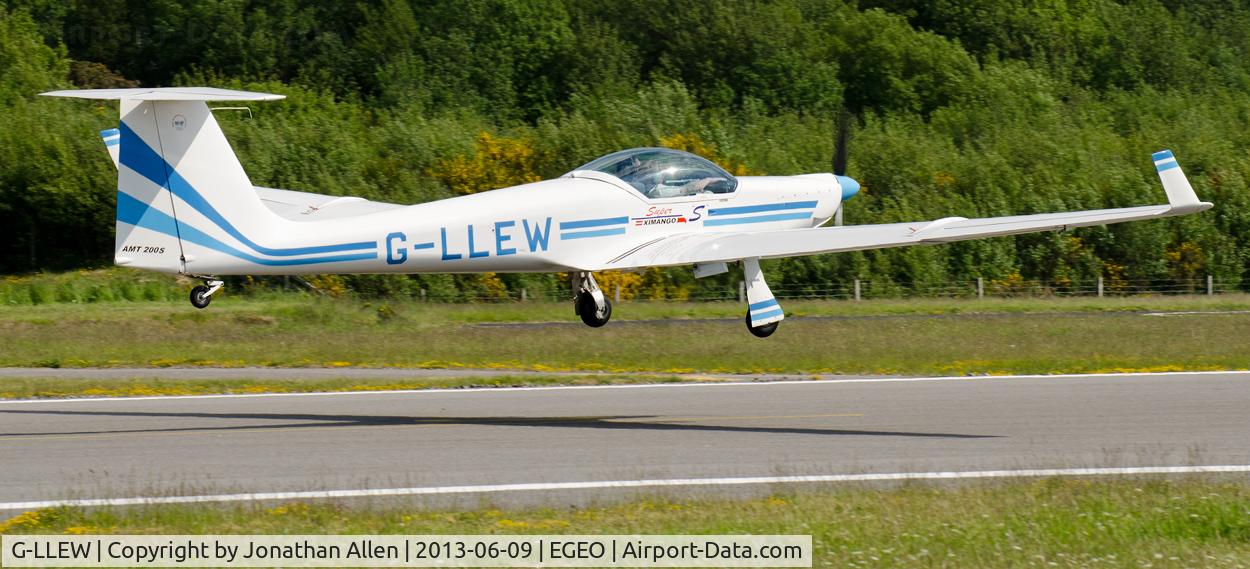 G-LLEW, 2000 Aeromot AMT-200S Super Ximango C/N 200.126, Departing from Oban Airport (North Connel).