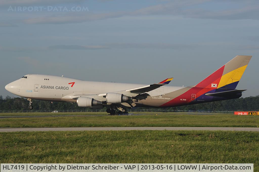 HL7419, 1994 Boeing 747-48EF (SCD) C/N 25781, Asiana Boeing 747-400