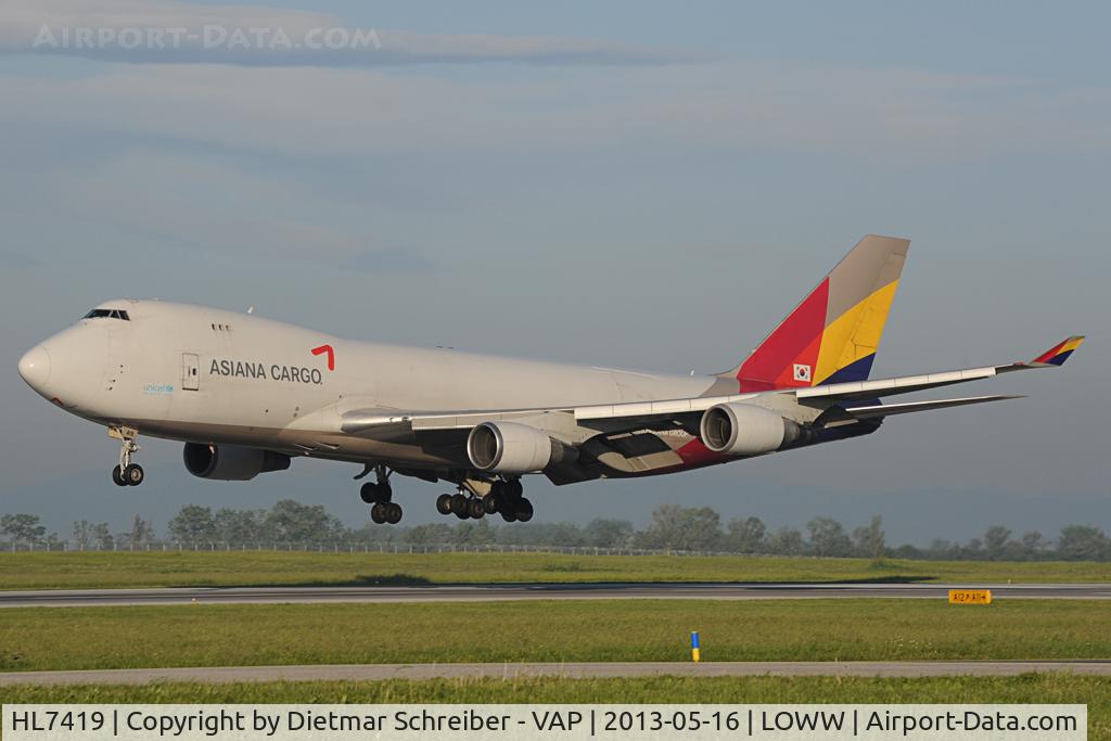 HL7419, 1994 Boeing 747-48EF (SCD) C/N 25781, Asiana Boeing 747-400