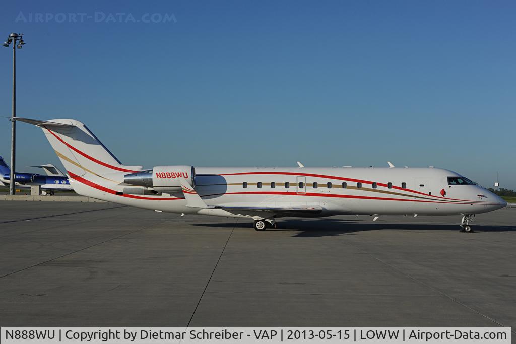 N888WU, 2001 Bombardier CRJ-200ER (CL-600-2B19) C/N 7481, Regionaljet