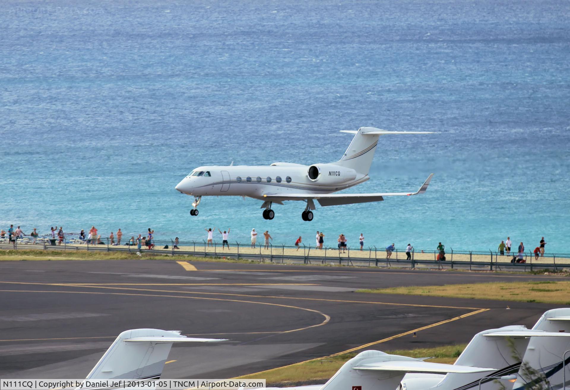 N111CQ, 2004 Gulfstream Aerospace GIV-X (G450) C/N 4006, N111CQ
