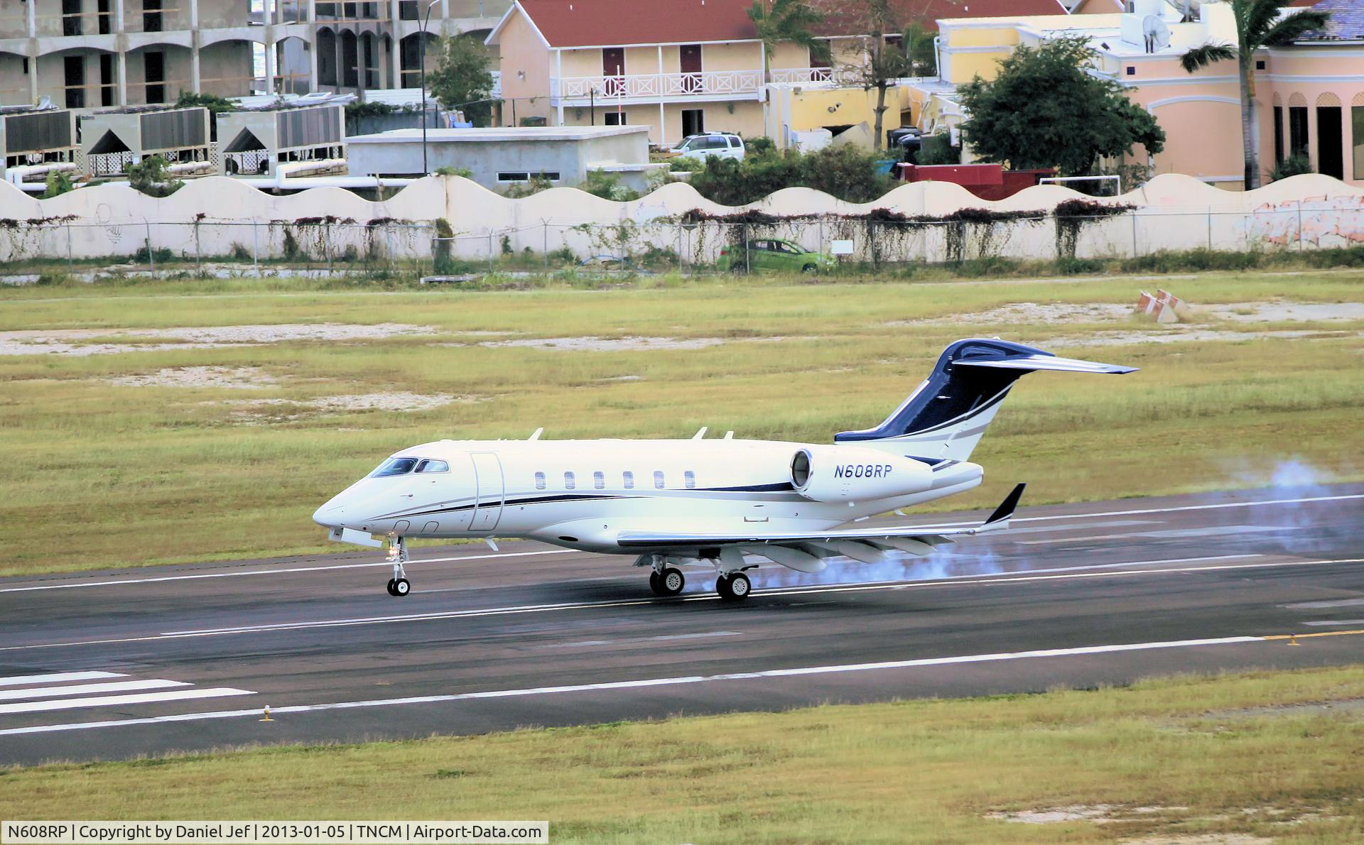 N608RP, 1986 Canadair Challenger 601 (CL-600-2A12) C/N 3055, N608RP