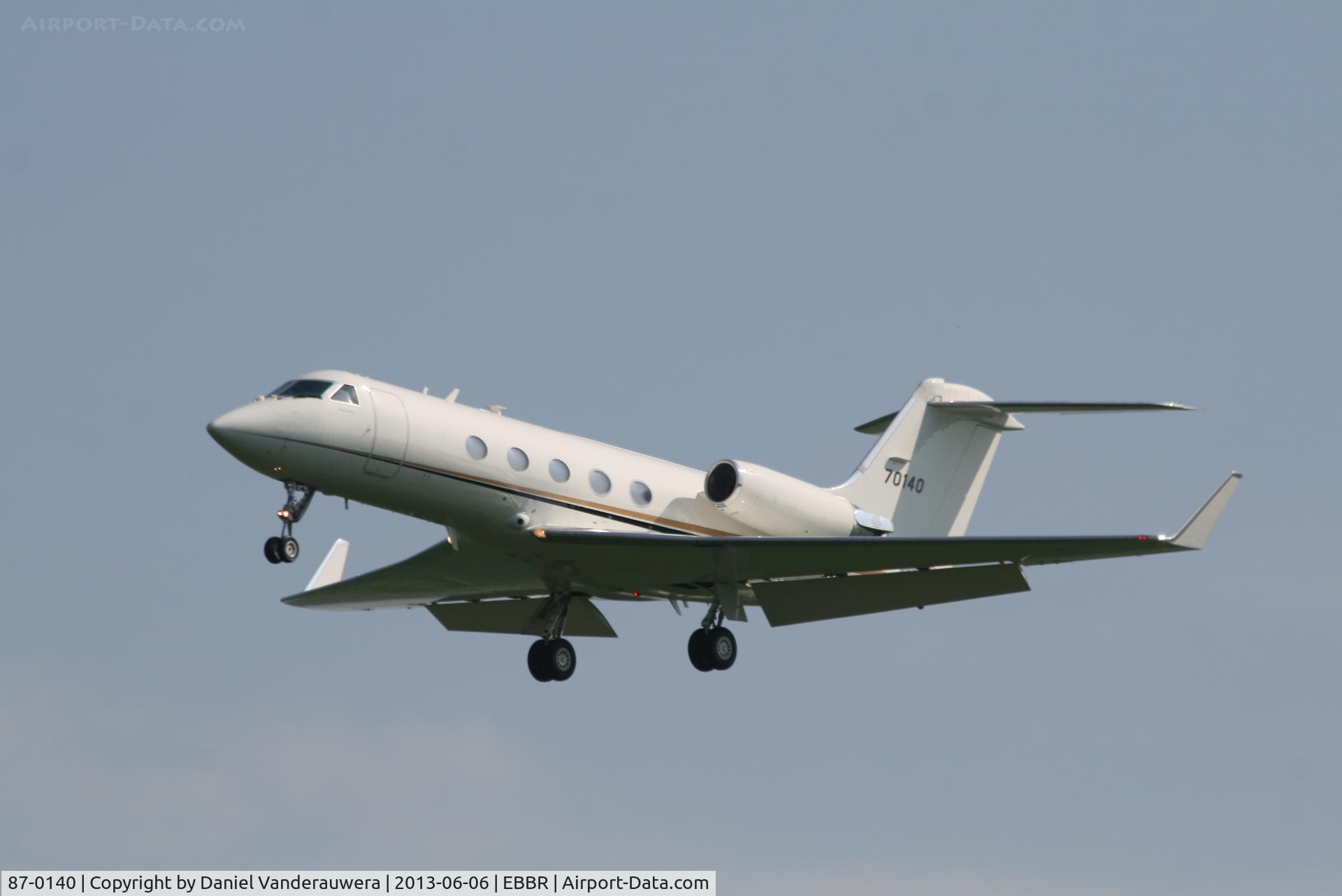 87-0140, Gulfstream Aerospace C-20E (Gulfstream III) C/N 498, Arrival to RWY 25L