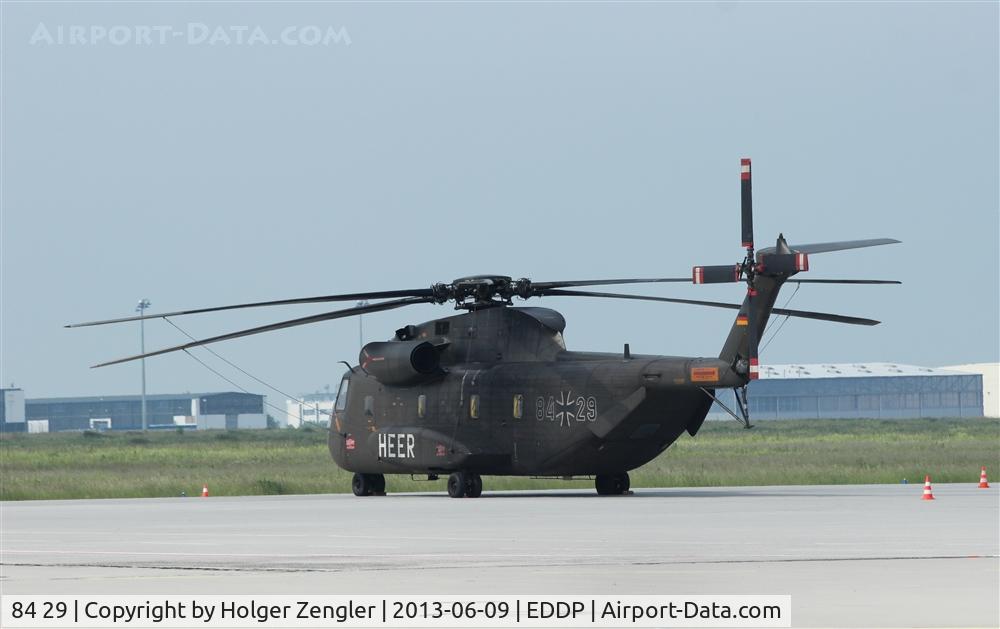 84 29, Sikorsky (VFW-Fokker) CH-53G C/N V65-027, During a big flood along the rivers Saale and Elbe several German Army helis support people at endangered levees. This one is on stand by for a new task.