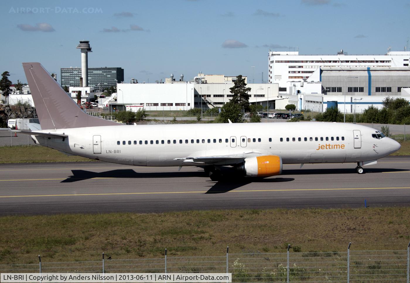 LN-BRI, 1990 Boeing 737-405 C/N 24644, Jettime's colours on SAS flight from CPH.