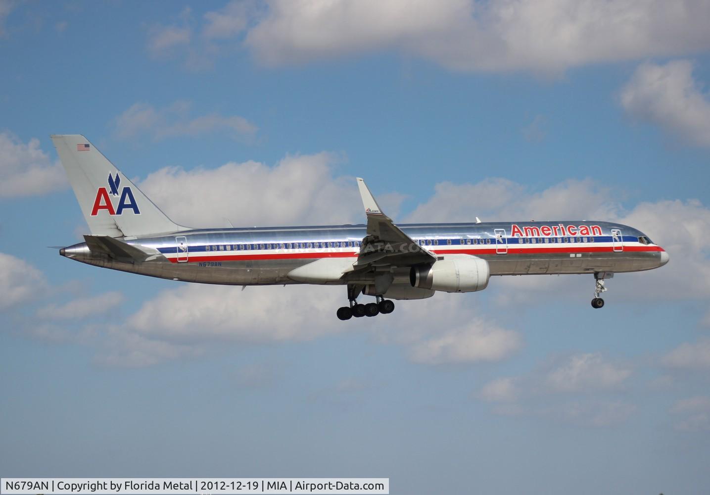 N679AN, 1999 Boeing 757-223F C/N 29589, American 757
