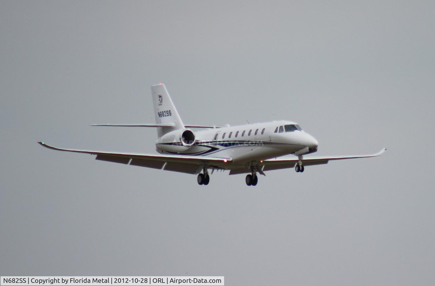 N682SS, 2012 Cessna 680A Citation Latitude C/N 680A-0502, Brand new Citation Latitude arriving at NBAA 2012