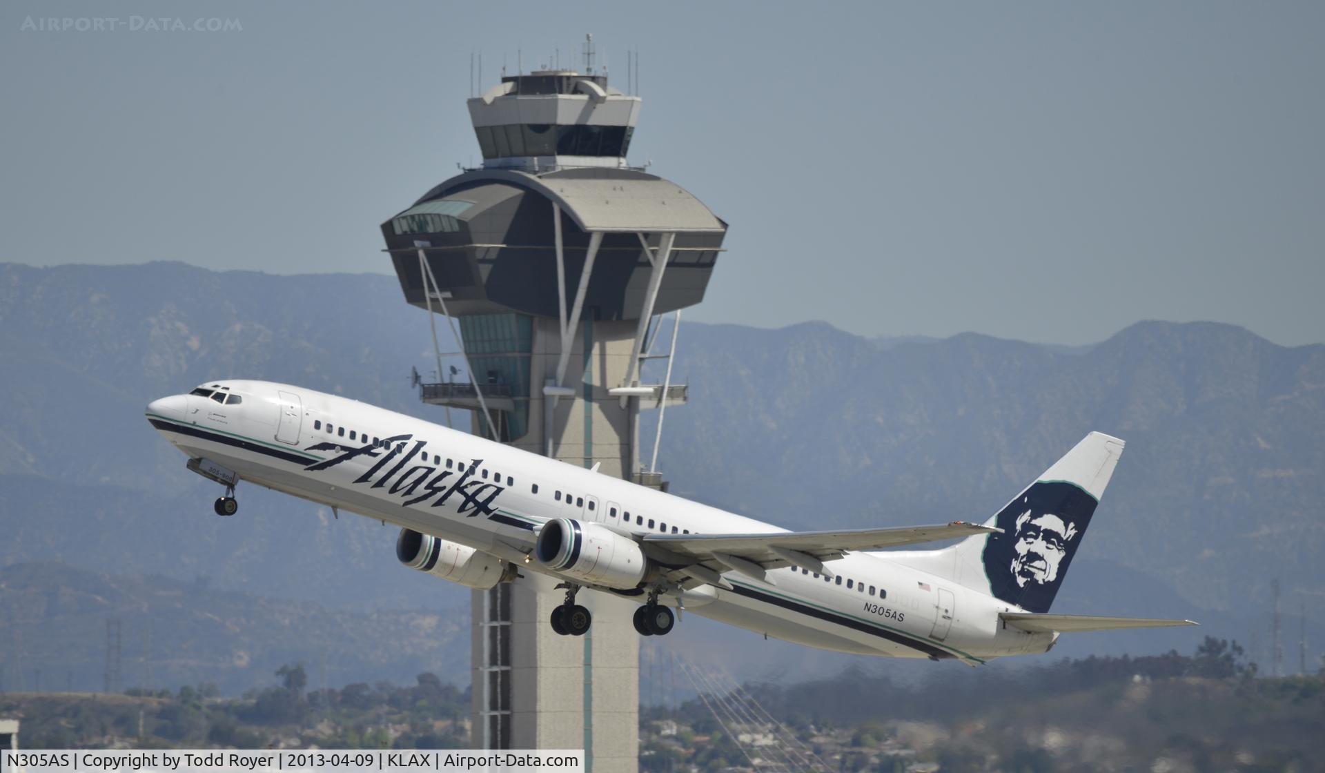 N305AS, 2000 Boeing 737-990 C/N 30013, Departing LAX