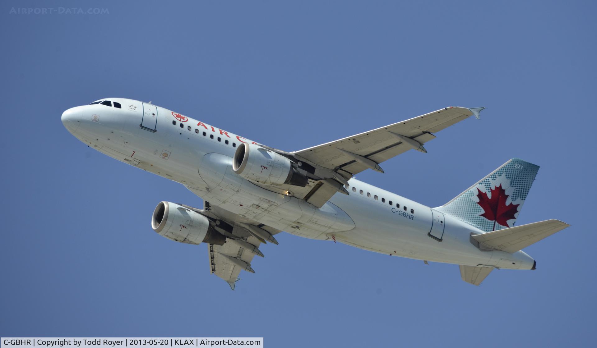 C-GBHR, 1998 Airbus A319-114 C/N 785, Departing LAX