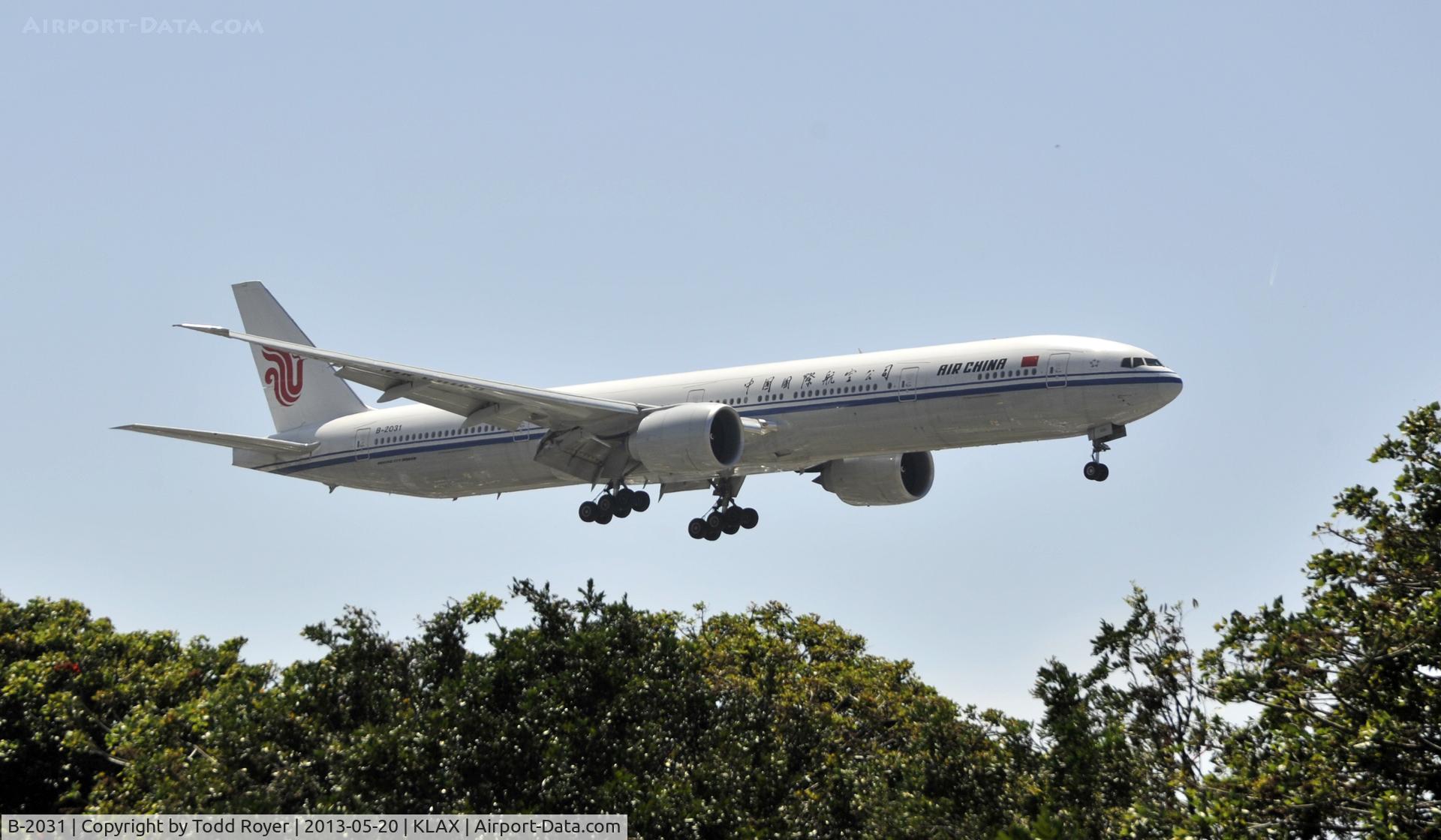 B-2031, 2012 Boeing 777-39L/ER C/N 38670, Arriving at LAX