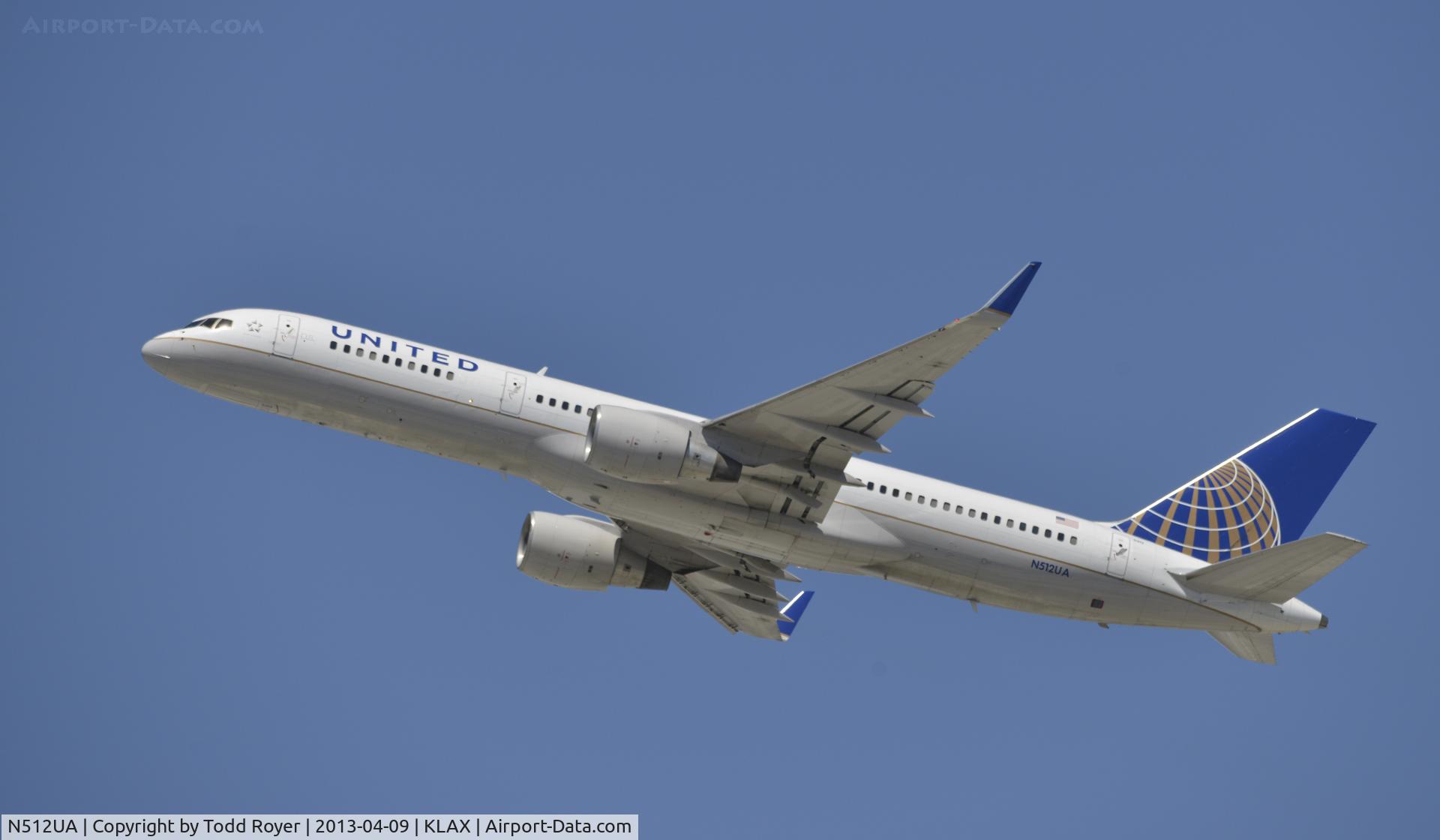 N512UA, 1990 Boeing 757-222 C/N 24809, Departing LAX