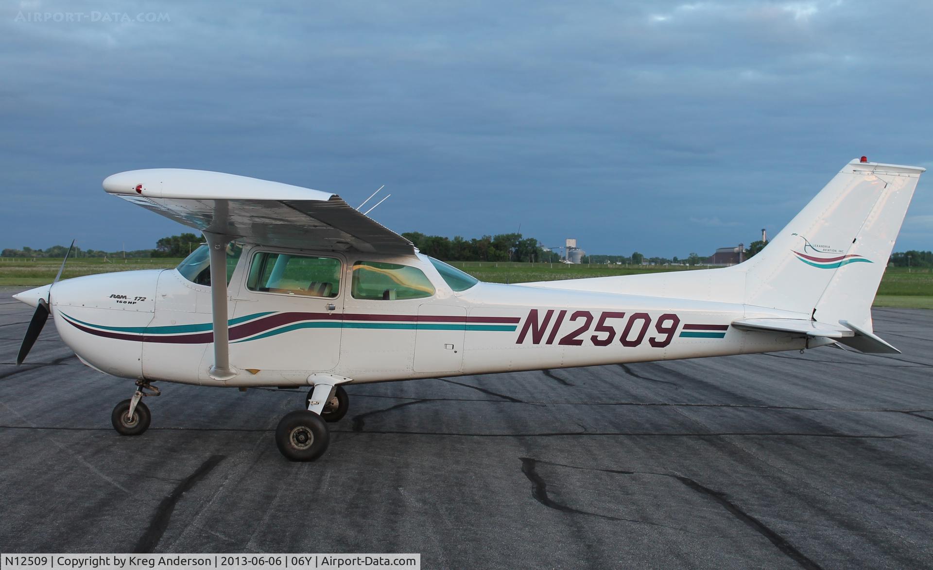 N12509, 1973 Cessna 172M C/N 17262030, Cessna 172M Skyhawk on the ramp in Herman, MN.