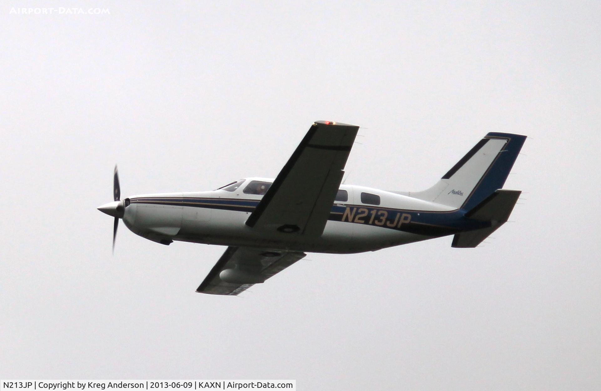 N213JP, 1986 Piper PA-46-310P Malibu C/N 4608030, Piper PA-46-310P Malibu departing runway 13.