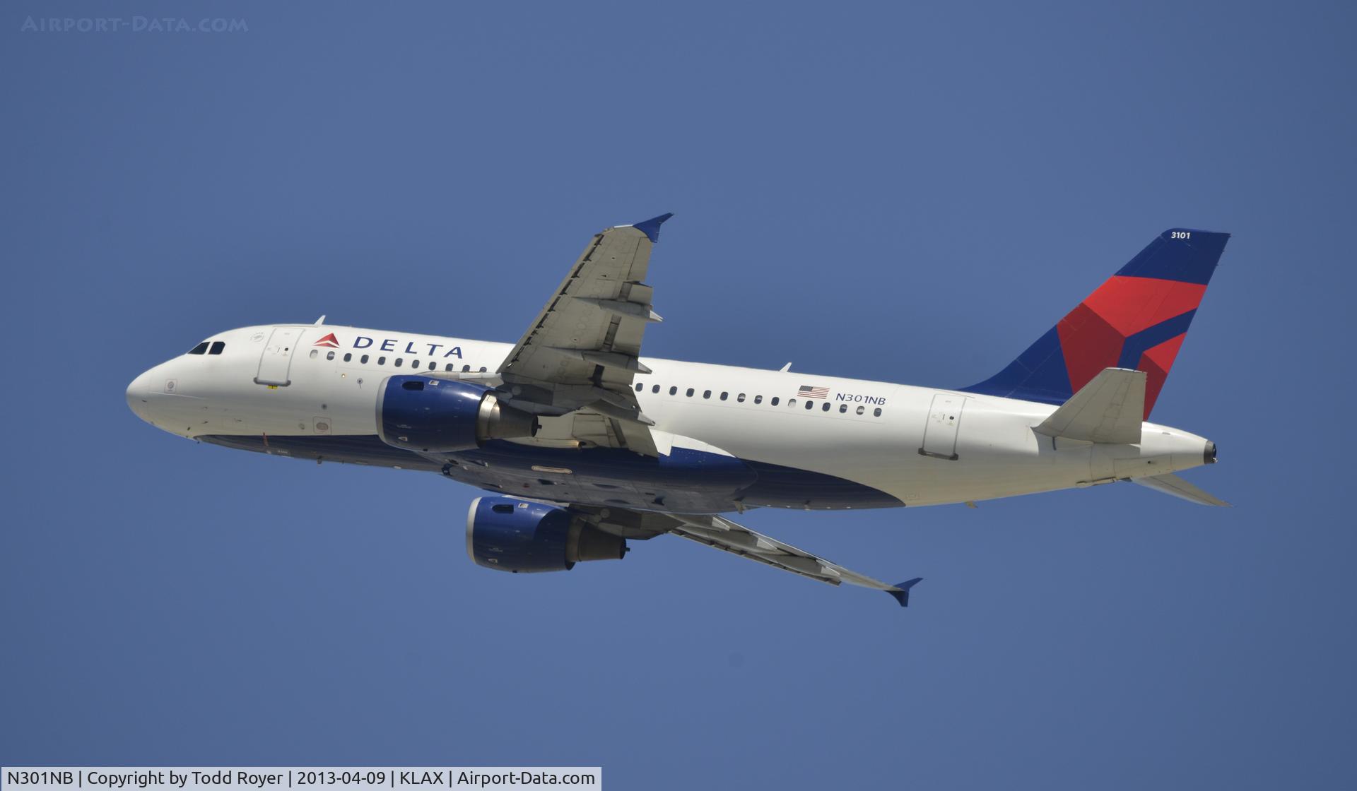 N301NB, 1999 Airbus A319-114 C/N 1058, Departing LAX