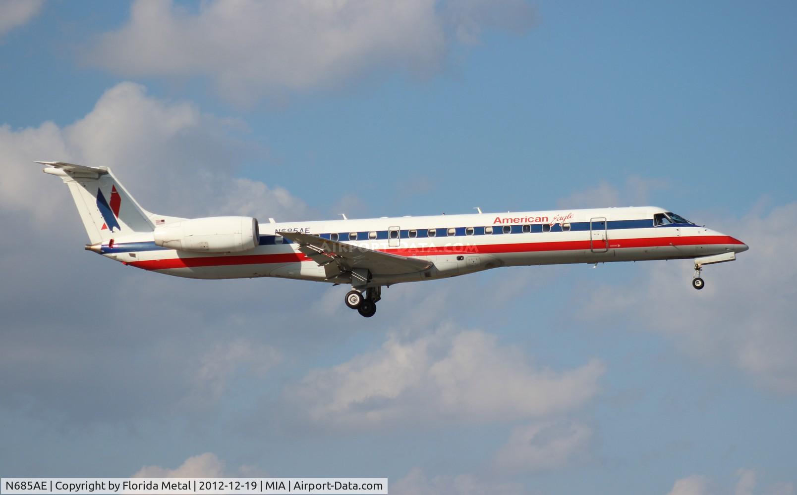 N685AE, 2004 Embraer ERJ-145LR (EMB-145LR) C/N 14500836, Eagle E145LR