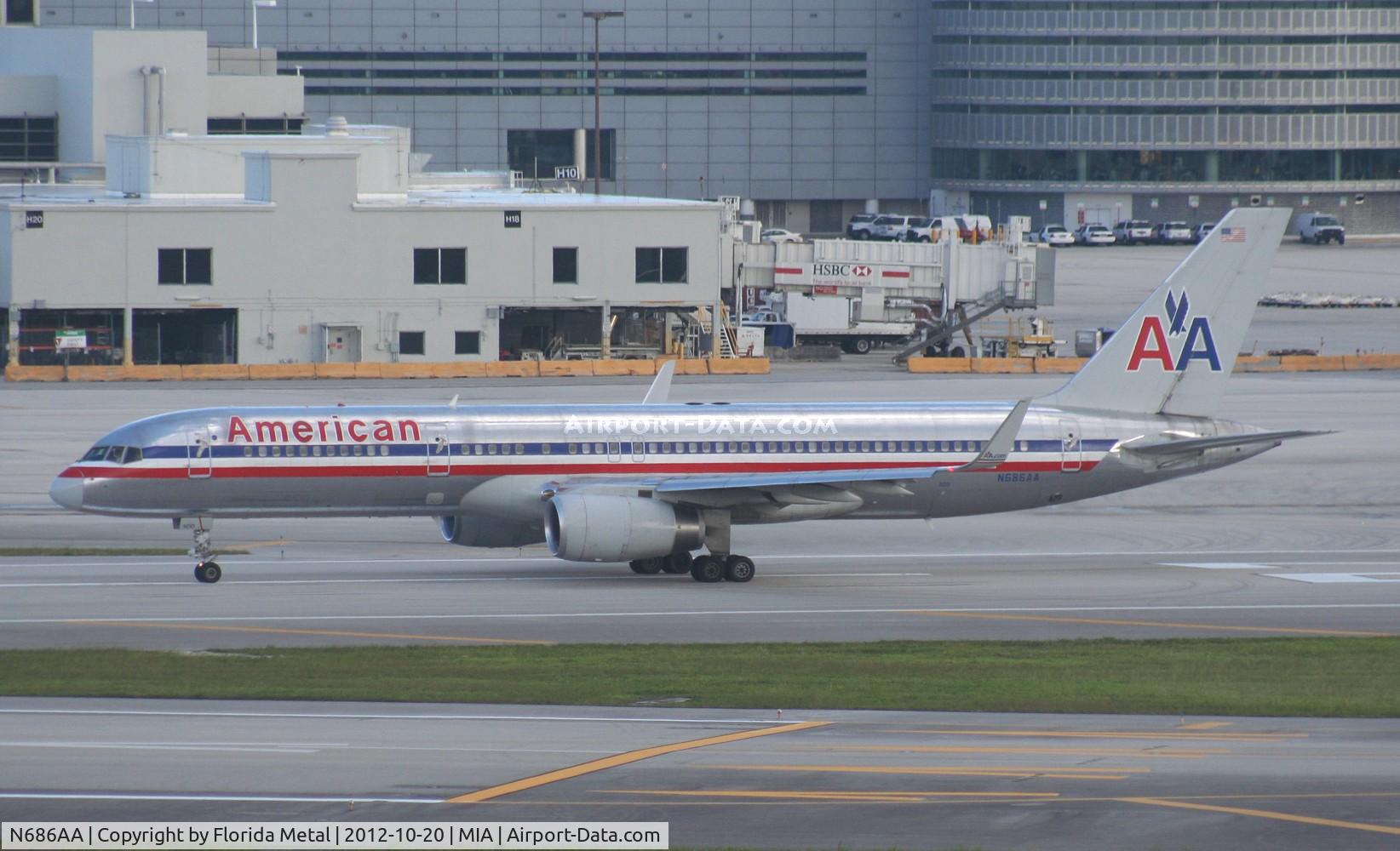 N686AA, 1992 Boeing 757-223 C/N 25343, American 757