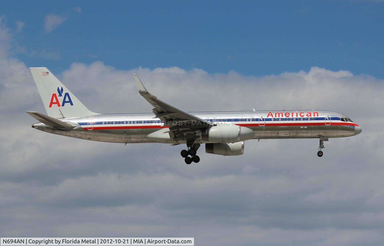 N694AN, 1994 Boeing 757-223 C/N 26974, American 757
